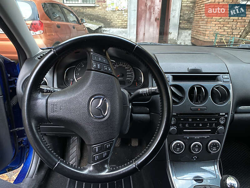 Седан Mazda 6 2006 в Киеве