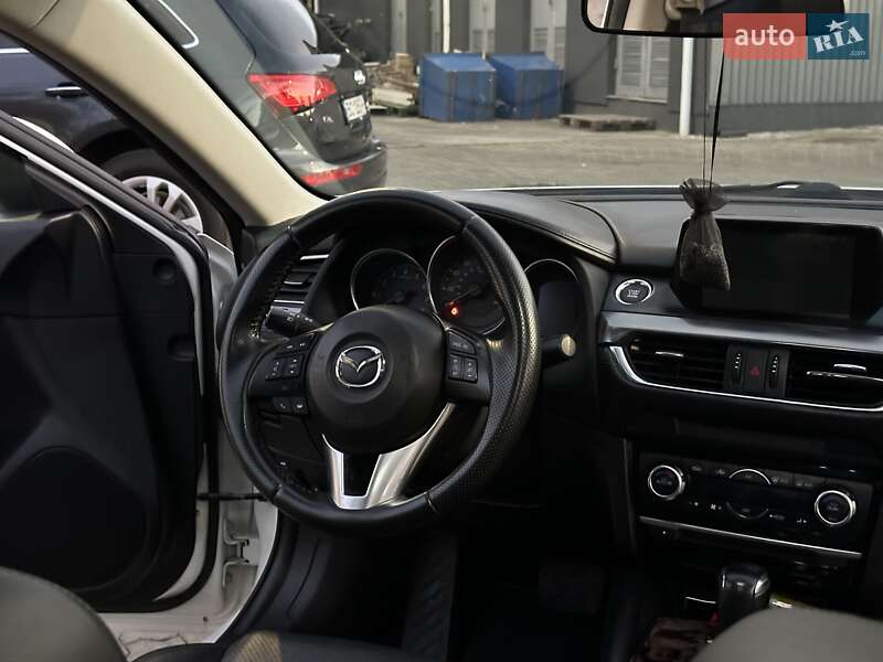 Седан Mazda 6 2015 в Стрые фото 38 Седан Mazda 6 2015 в Стрые