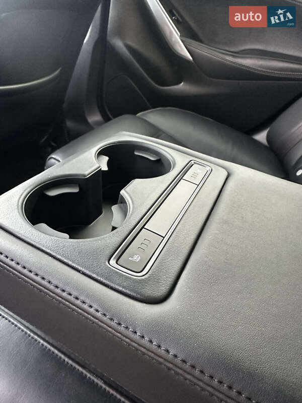 Седан Mazda 6 2016 в Києві