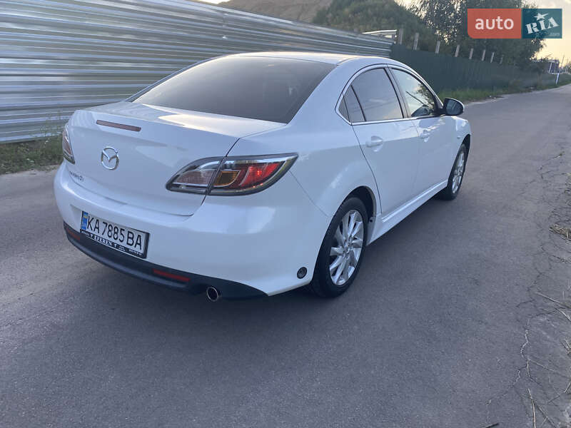 Седан Mazda 6 2011 в Киеве