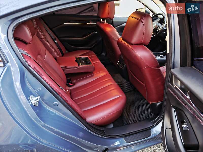 Седан Mazda 6 2021 в Кривому Розі