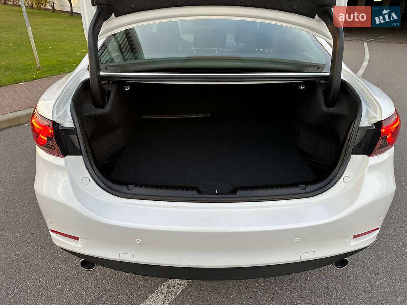 Седан Mazda 6 2016 в Києві