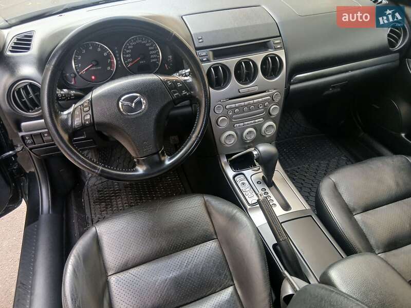 Лифтбек Mazda 6 2005 в Киеве