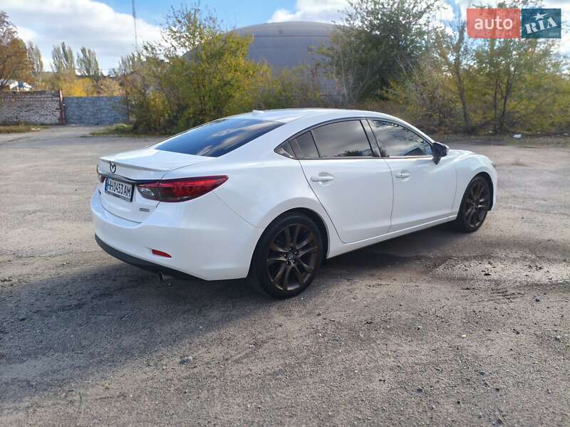 Седан Mazda 6 2015 в Запорожье