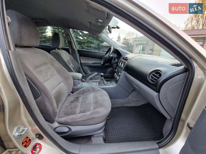 Седан Mazda 6 2003 в Дніпрі