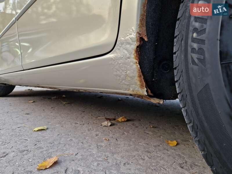 Седан Mazda 6 2003 в Дніпрі