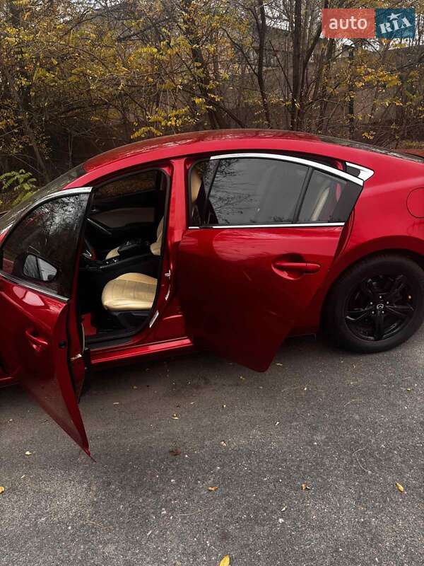 Седан Mazda 6 2016 в Кривом Роге