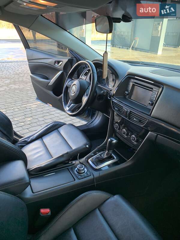 Седан Mazda 6 2014 в Самборе