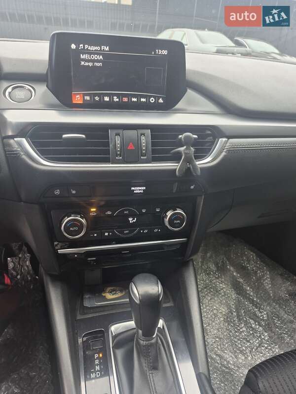 Седан Mazda 6 2016 в Киеве