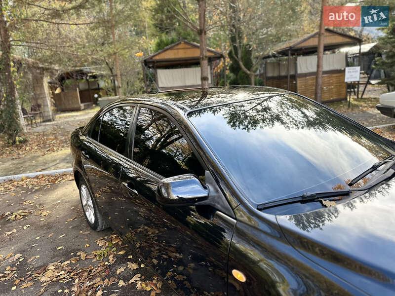 Лифтбек Mazda 6 2003 в Дрогобыче