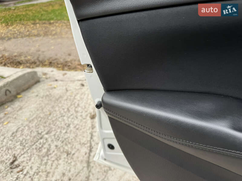 Седан Mazda 6 2014 в Запорожье