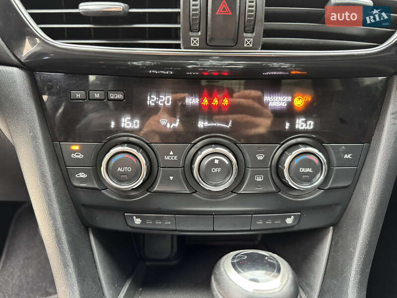 Седан Mazda 6 2014 в Запорожье