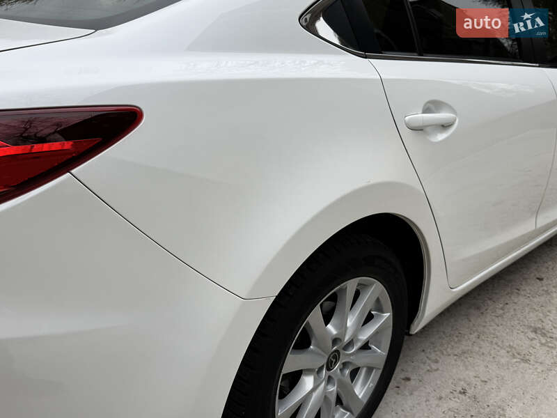 Седан Mazda 6 2014 в Запорожье