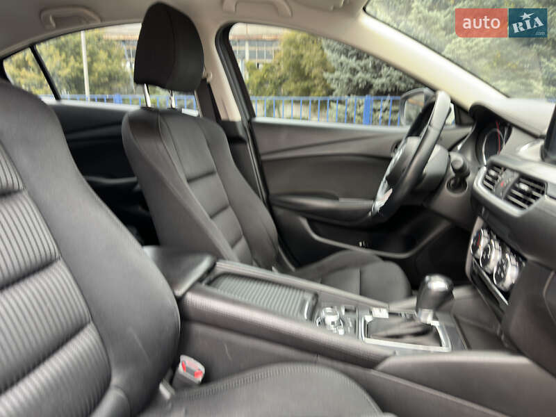 Седан Mazda 6 2017 в Прилуках