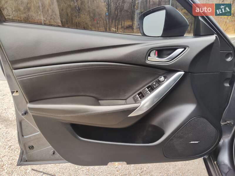Седан Mazda 6 2016 в Дніпрі