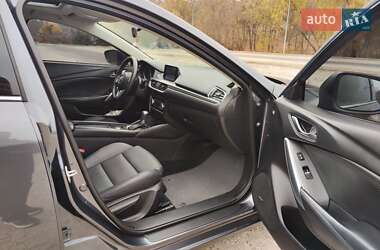 Седан Mazda 6 2016 в Днепре
