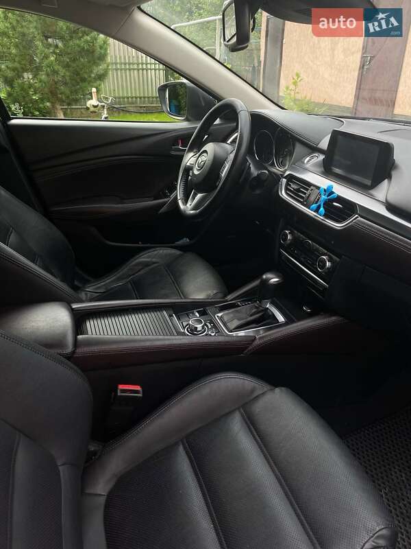 Универсал Mazda 6 2015 в Стебнику