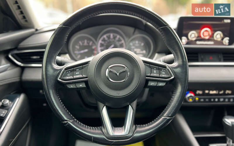 Седан Mazda 6 2018 в Львове