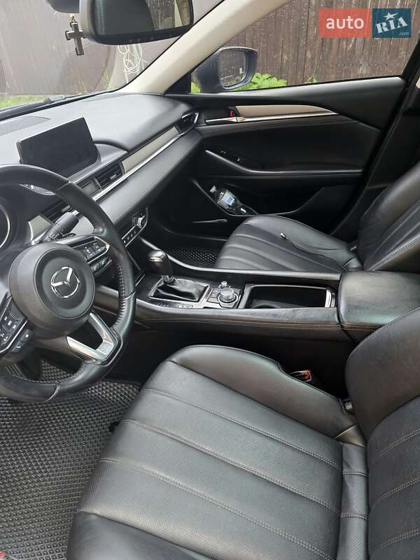 Седан Mazda 6 2018 в Киеве