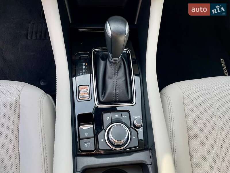 Седан Mazda 6 2018 в Черкасах