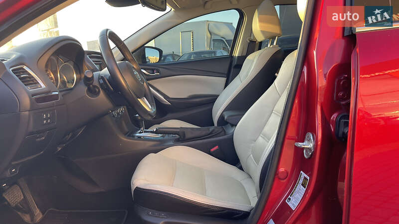 Седан Mazda 6 2014 в Львове