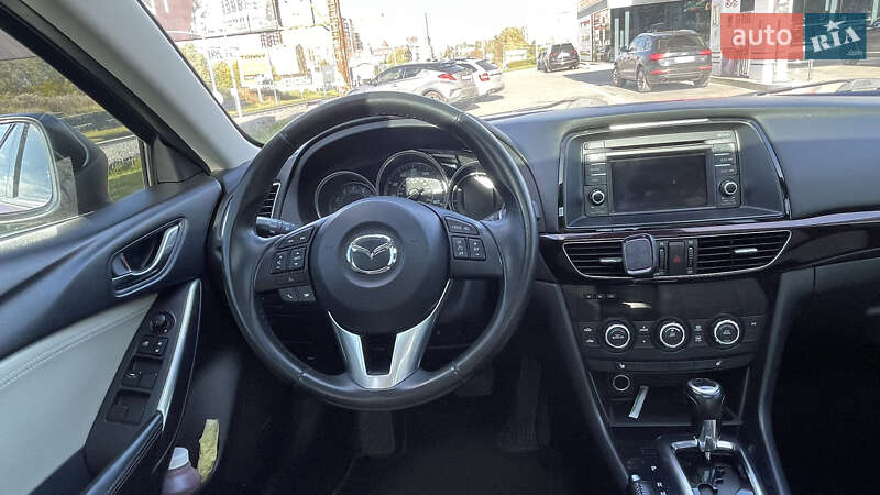 Седан Mazda 6 2014 в Львове