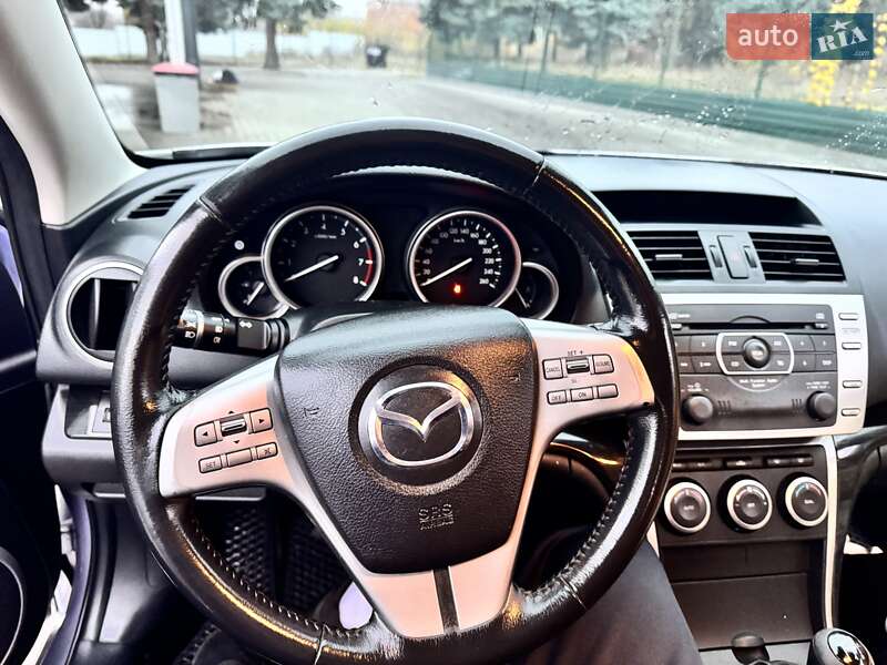 Лифтбек Mazda 6 2008 в Кропивницком