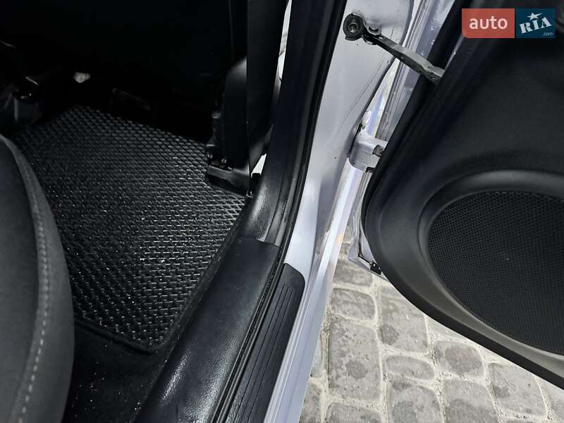 Лифтбек Mazda 6 2008 в Кропивницком