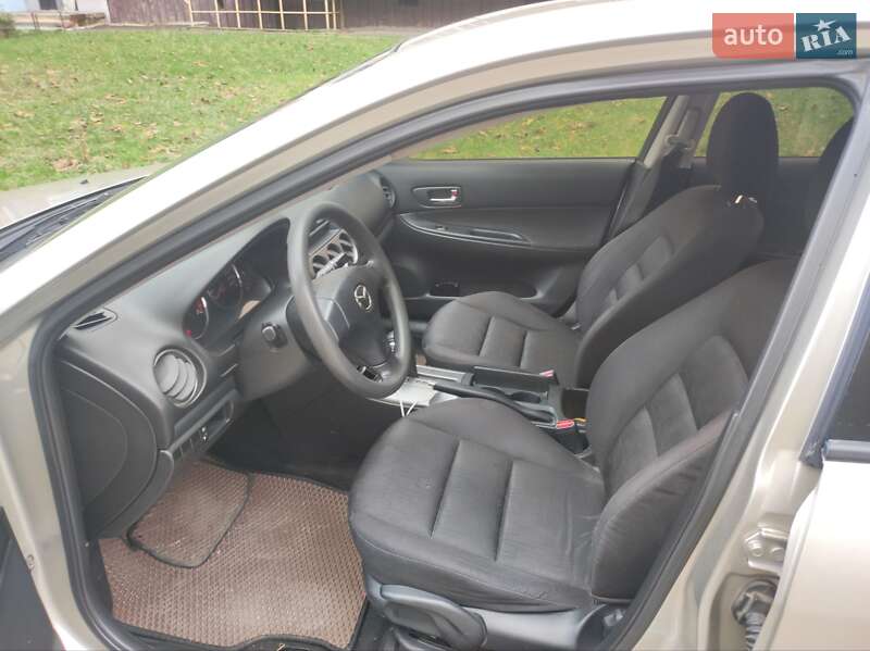 Седан Mazda 6 2005 в Запоріжжі