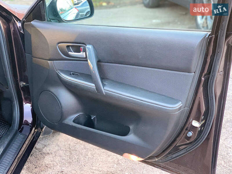 Седан Mazda 6 2006 в Виннице