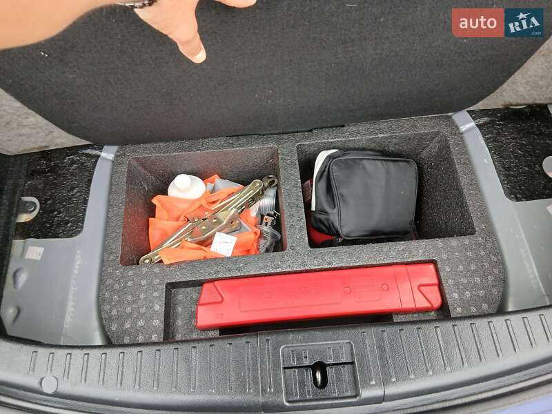 Седан Mazda 6 2010 в Дубні фото 24 Седан Mazda 6 2010 в Дубні