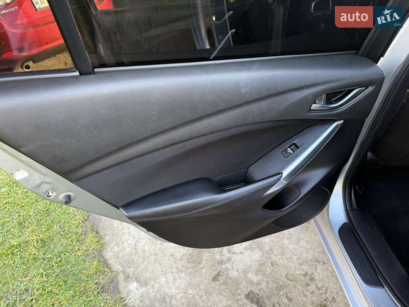 Седан Mazda 6 2015 в Івано-Франківську