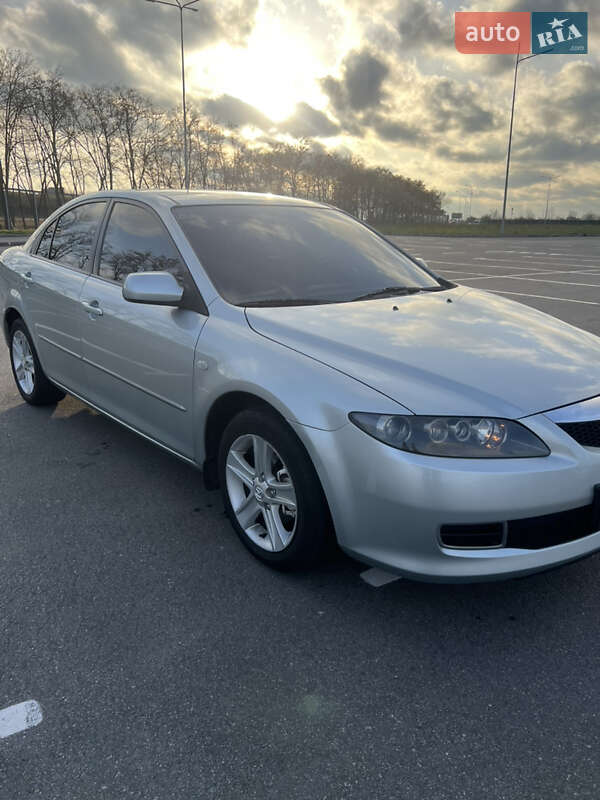 Лифтбек Mazda 6 2005 в Днепре