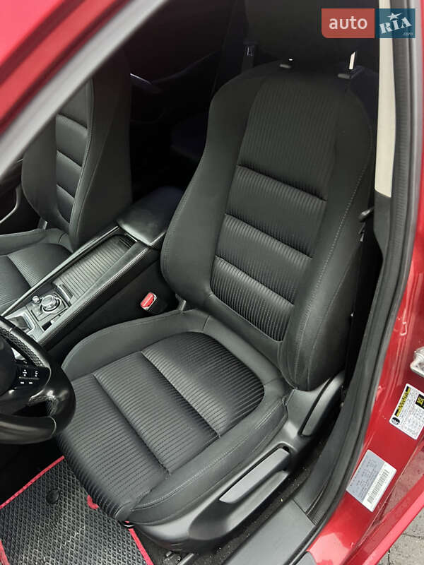 Седан Mazda 6 2016 в Львові