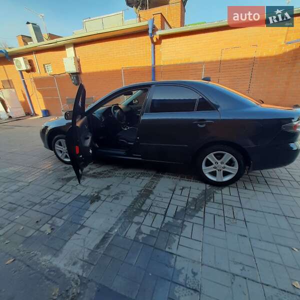 Седан Mazda 6 2007 в Синельниковому