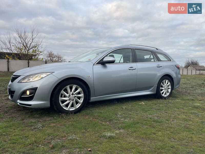 Универсал Mazda 6 2010 в Каменском