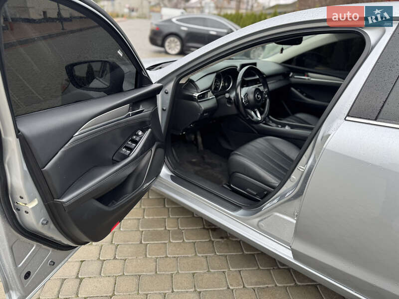 Седан Mazda 6 2018 в Львові