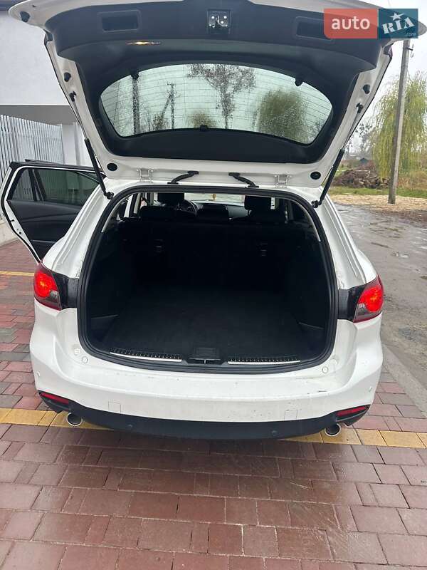 Универсал Mazda 6 2013 в Киверцах