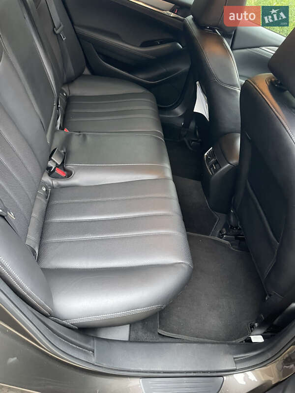 Седан Mazda 6 2018 в Киеве