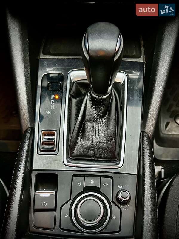 Седан Mazda 6 2015 в Киеве