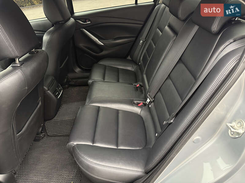 Седан Mazda 6 2013 в Каменском