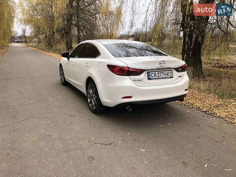 Седан Mazda 6 2012 в Золотоноше