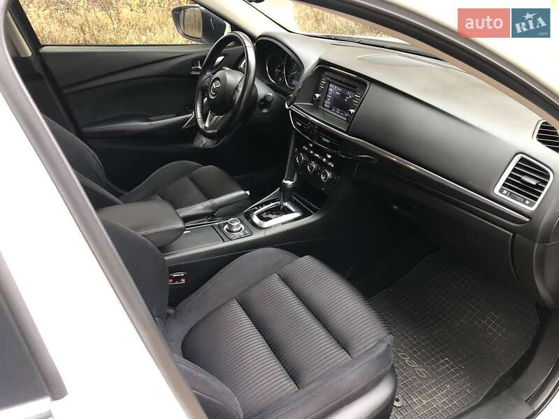 Седан Mazda 6 2012 в Золотоноше