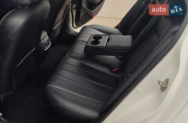 Седан Mazda 6 2022 в Днепре
