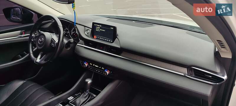 Седан Mazda 6 2022 в Днепре