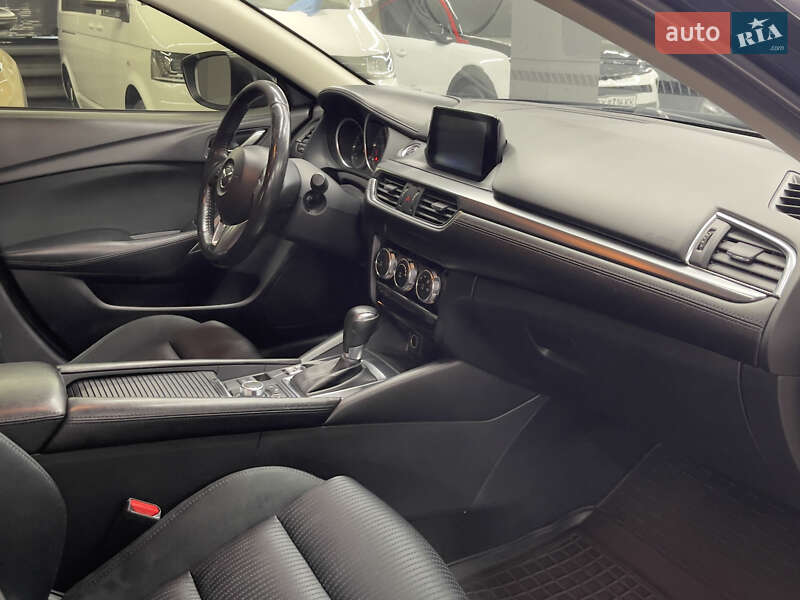 Седан Mazda 6 2016 в Харькове