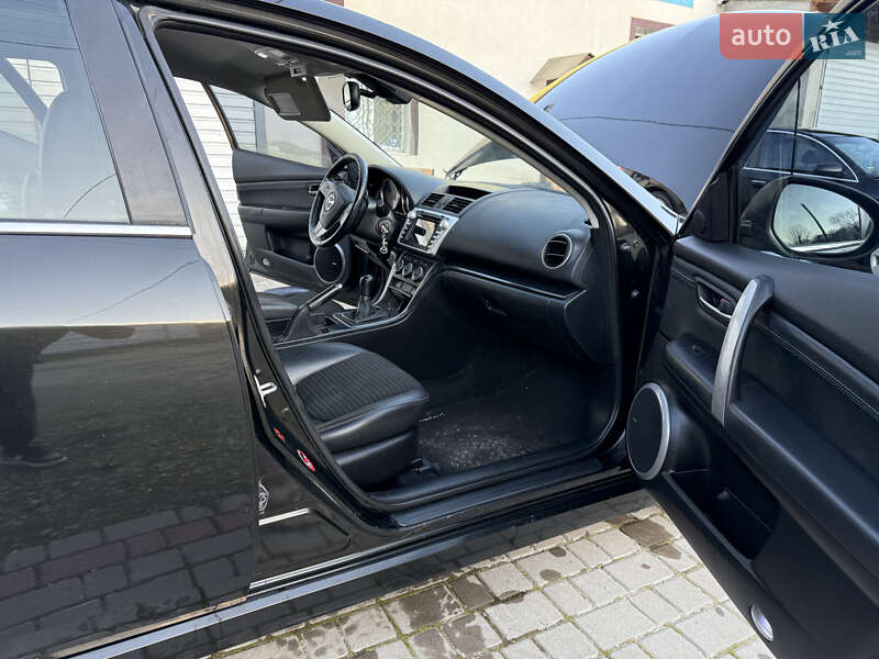 Седан Mazda 6 2008 в Рогатині