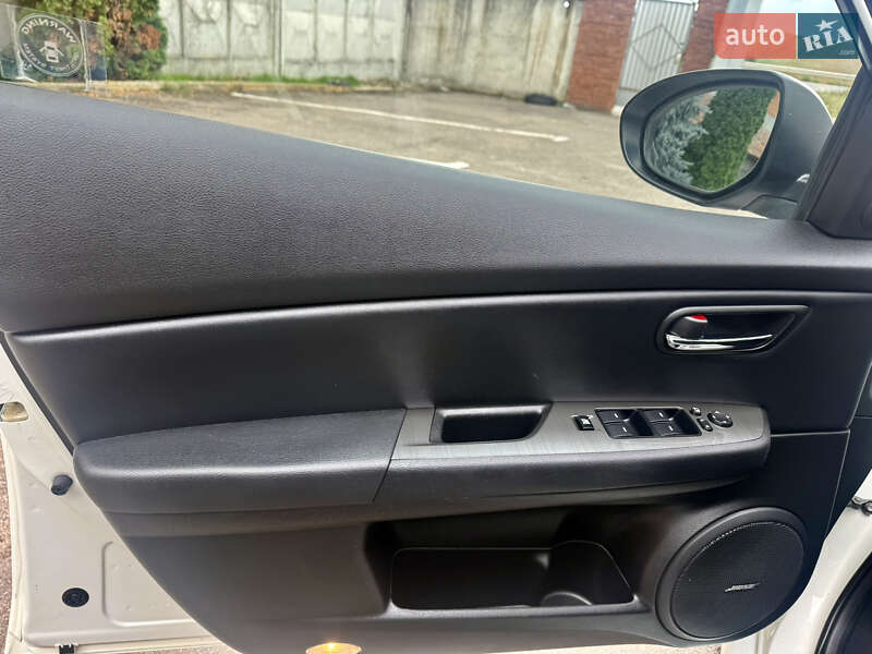 Лифтбек Mazda 6 2011 в Ровно