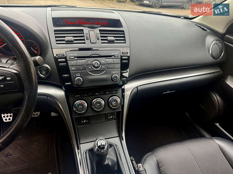 Лифтбек Mazda 6 2011 в Ровно