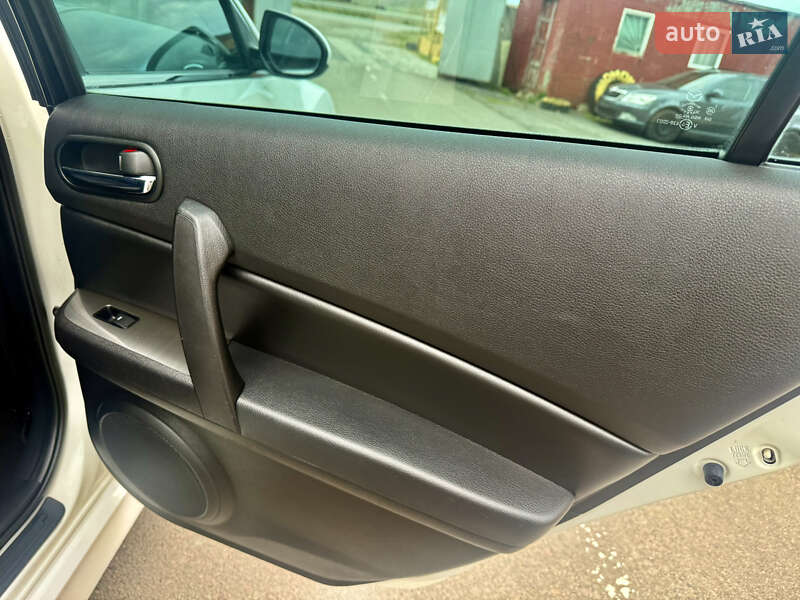 Лифтбек Mazda 6 2011 в Ровно